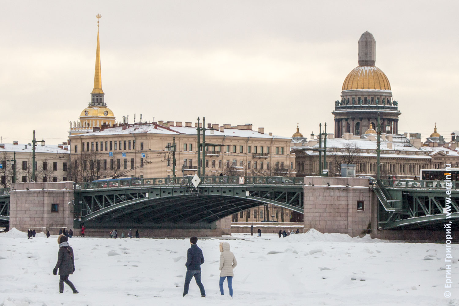 Эксперты назвали города Европы, которые стоит посещать зимой