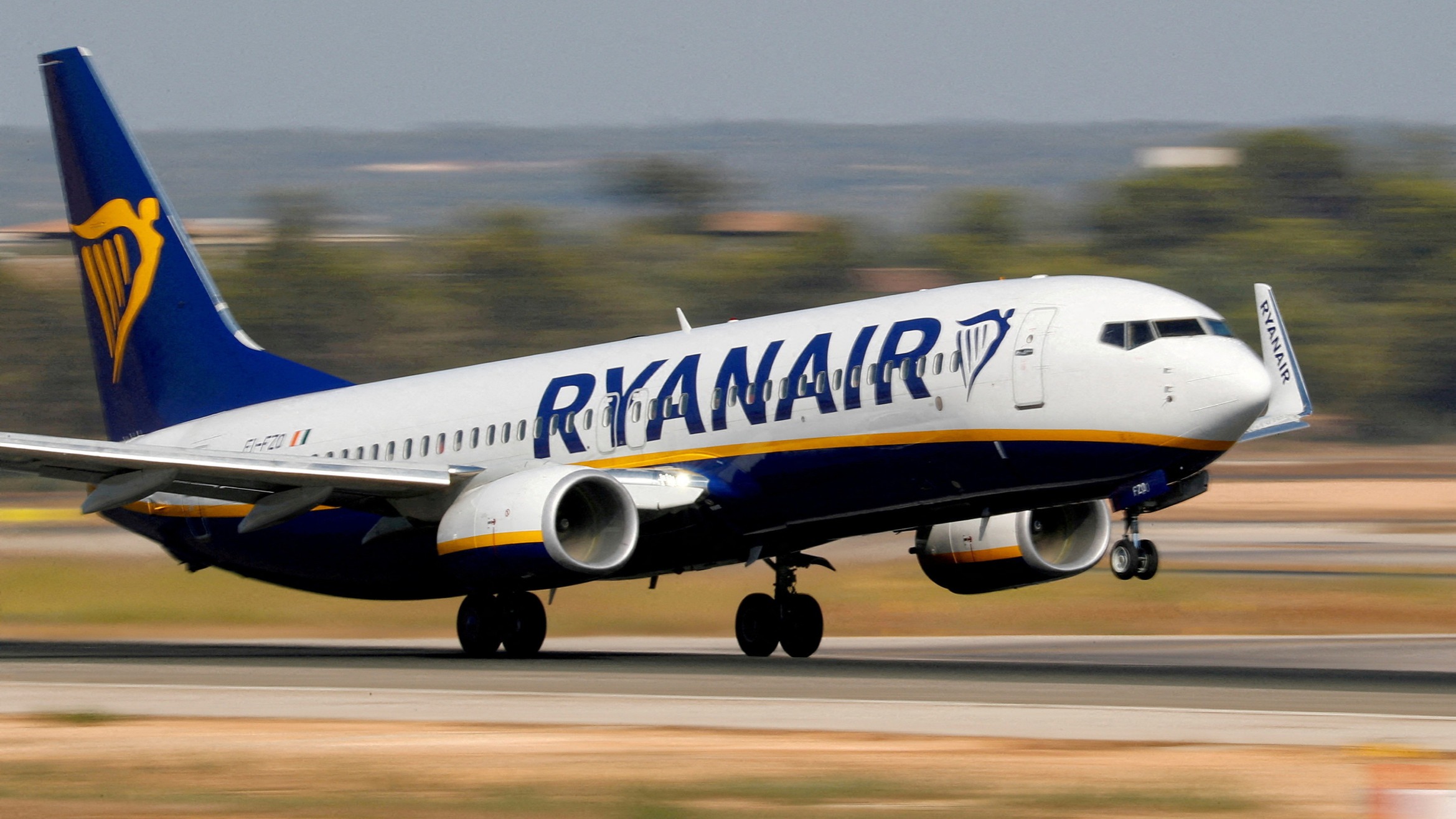 Ryanair adds Naples and Porto to its Summer ‘23 schedule for Shannon