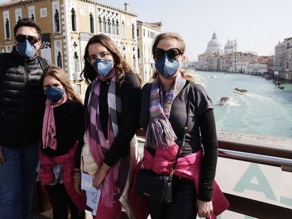  Туристы рассказали о преимуществах отдыха при пандемии за границей