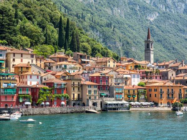  From Varenna to Lake Como