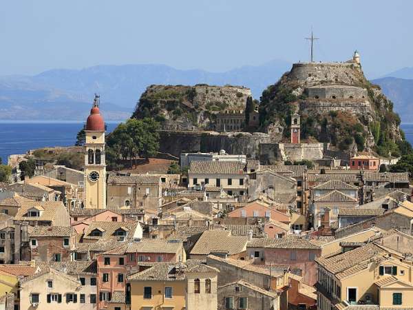  How to reach from Paleokastritsa to Corfu town?