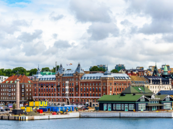  How to Travel from Copenhagen Airport to Helsingborg?
